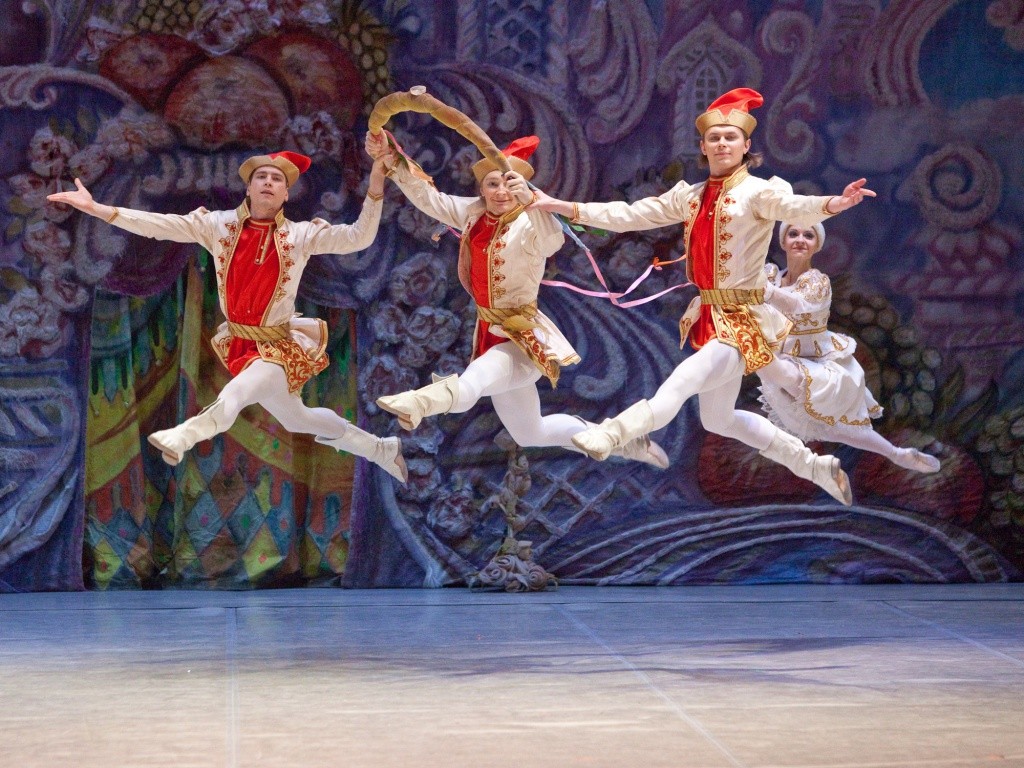 Nutcracker. The Russian State Ballet Theatre (Classical Ballet 